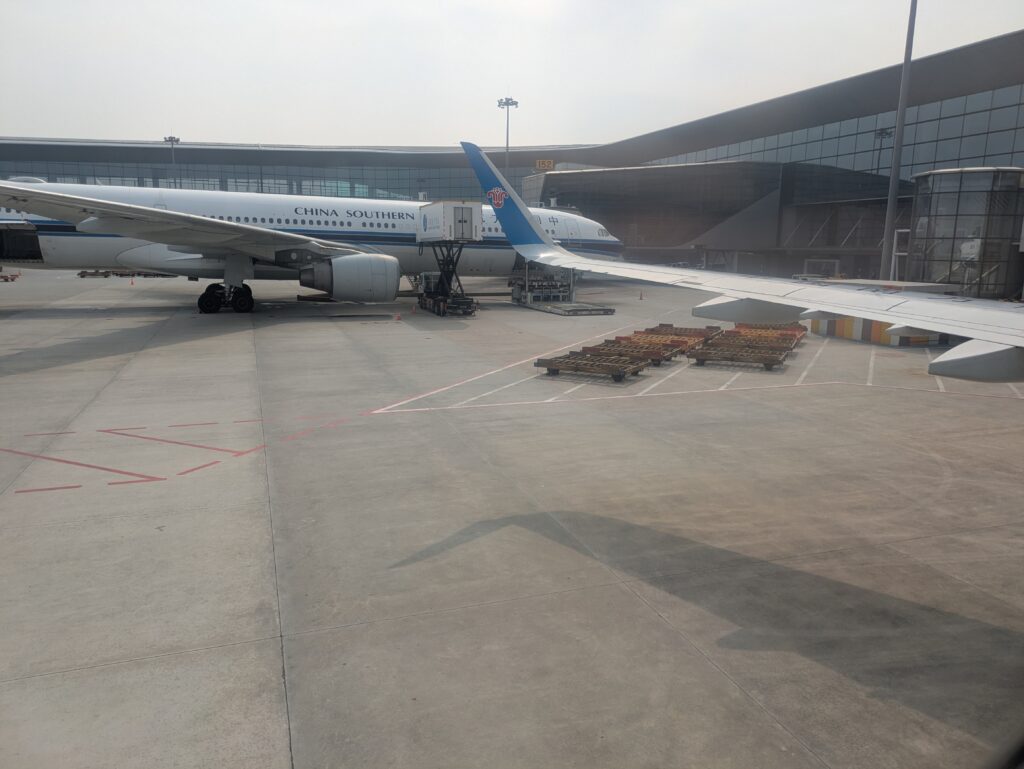 広州空港に駐機する中国南方航空A330